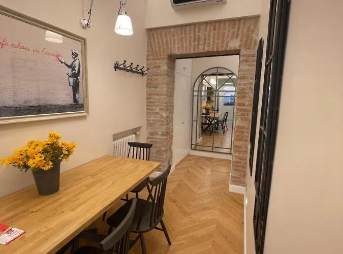 The Break Apartment *